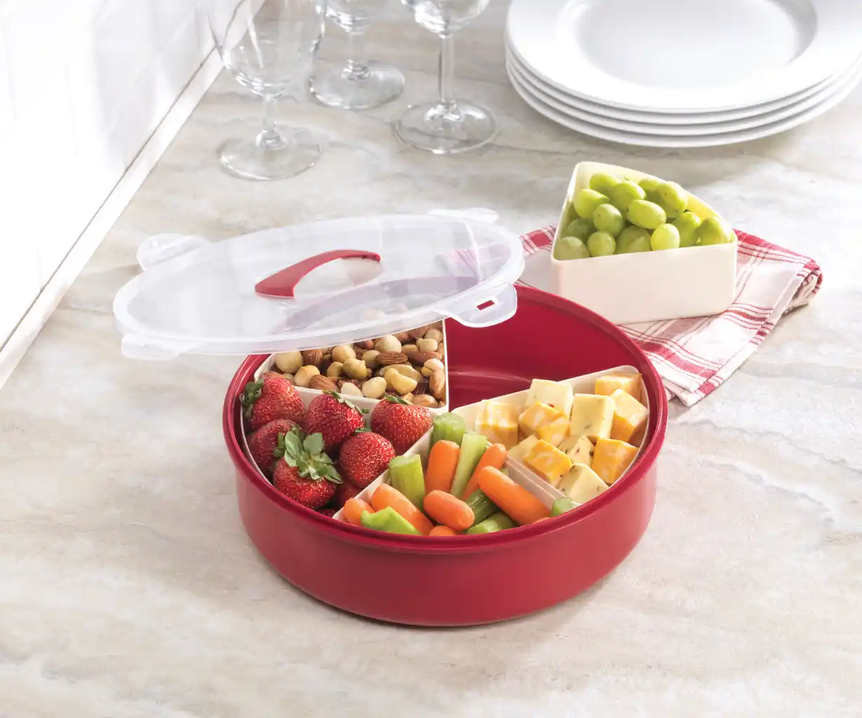 Divided Serving Tray W/Locking Lid
